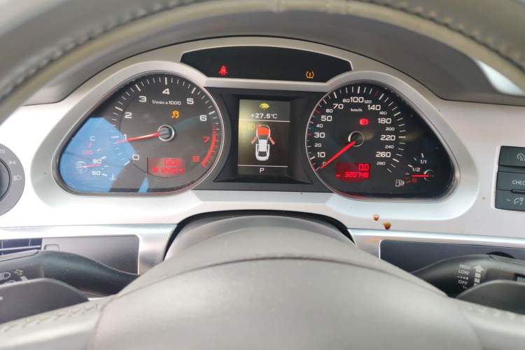 Used Audi A6L 2011 2.4L Comfort Edition Instrument Cluster