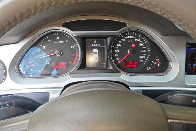 Used Audi A6L 2011 2.8 FSI Comfort Model Instrument Cluster