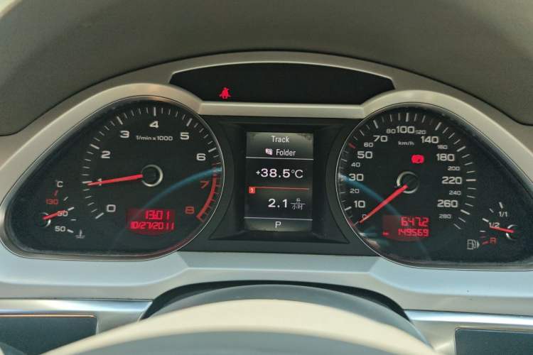 Used Audi A6L 2011 2.0 TFSI automatic Comfort trim Instrument Cluster