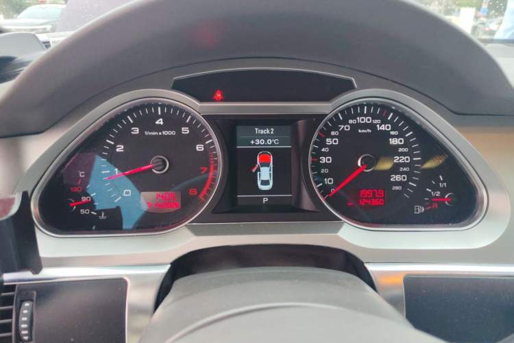 Used Audi A6L 2011 2.0 TFSI Automatic Standard Edition Instrument Cluster