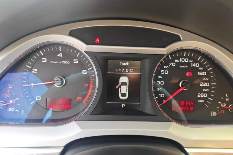 Used Audi A6L 2011 2.0 TFSI Automatic Standard Edition Instrument Cluster