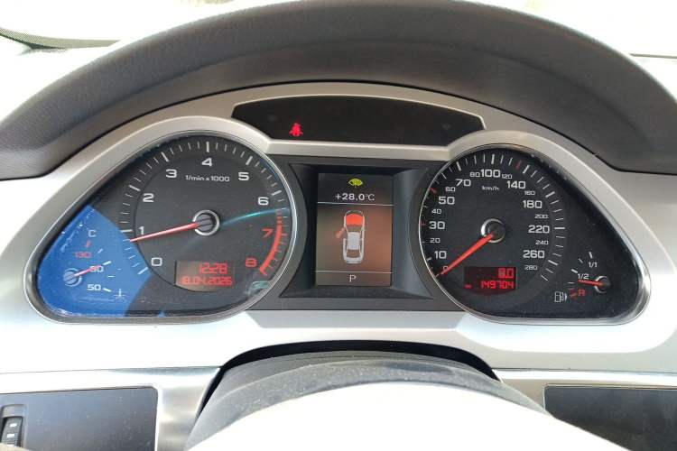 Used Audi A6L 2011 2.0 TFSI Automatic Standard Edition Instrument Cluster