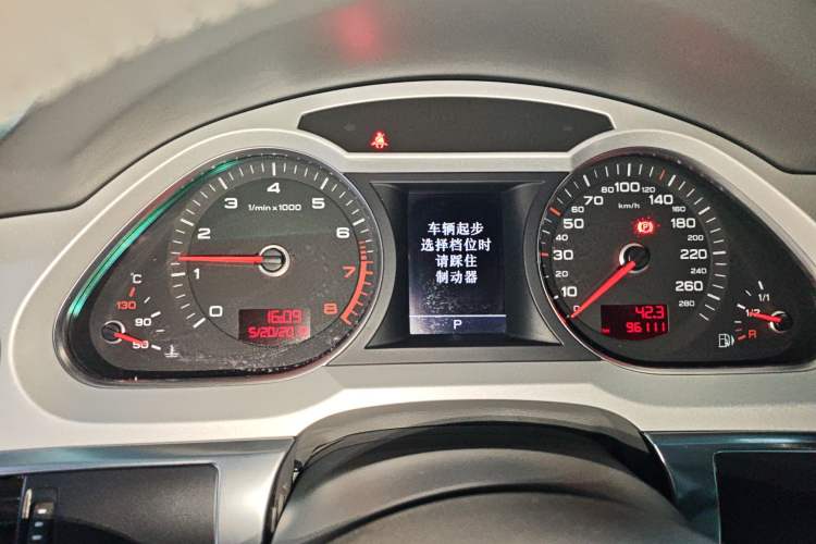 Used Audi A6L 2011 2.0 TFSI Automatic Standard Edition Instrument Cluster