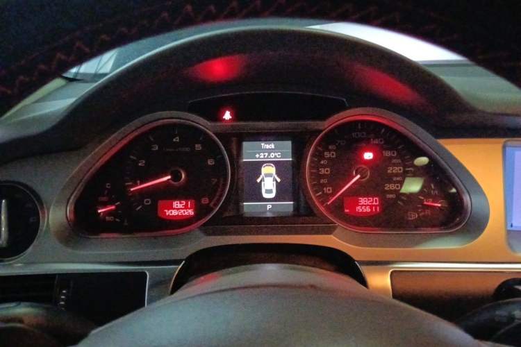 Used Audi A6L 2011 2.0 TFSI Automatic Standard Edition Instrument Cluster