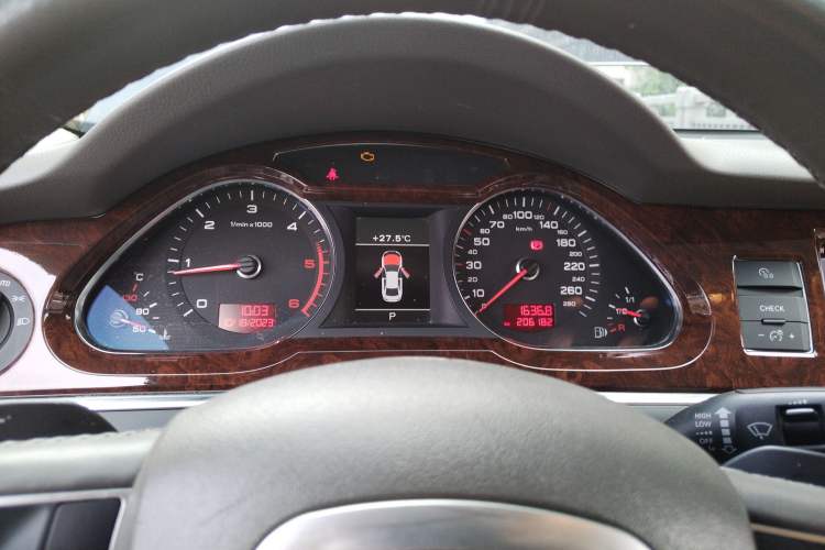 Used Audi A6L 2011 2.7 TDI Comfort Model Instrument Cluster