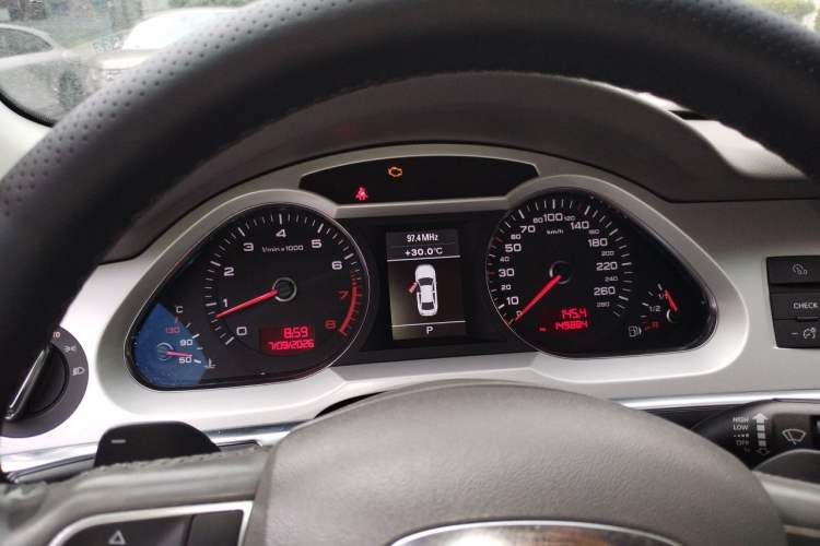 Used Audi A6L 2011 2.8 FSI Comfort Model Instrument Cluster