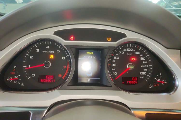 Used Audi A6L 2011 2.4L Comfort Edition Instrument Cluster