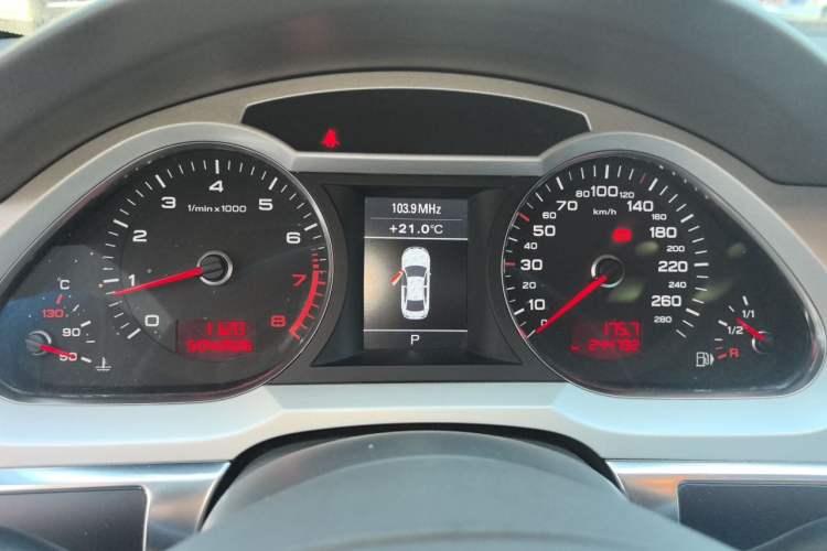 Used Audi A6L 2011 2.0 TFSI Automatic Standard Edition Instrument Cluster