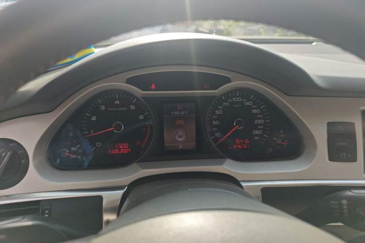 Used Audi A6L 2011 2.4L Comfort Edition Instrument Cluster