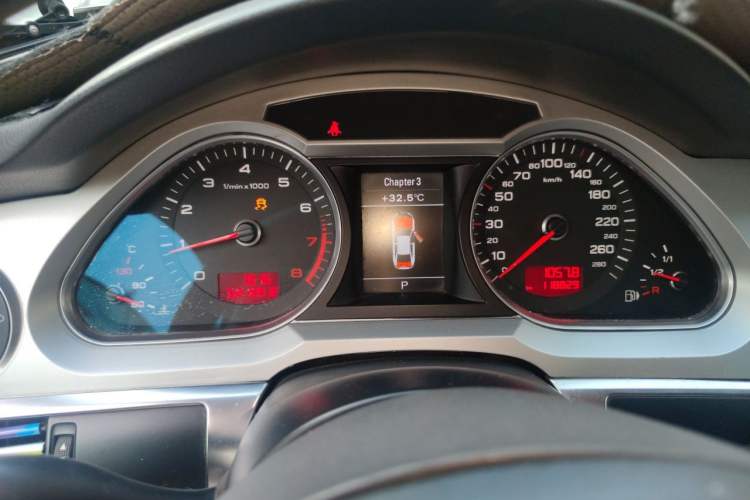Used Audi A6L 2011 2.0 TFSI automatic Comfort trim Instrument Cluster