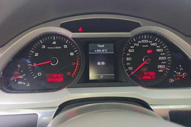 Used Audi A6L 2011 2.0 TFSI Automatic Standard Edition Instrument Cluster