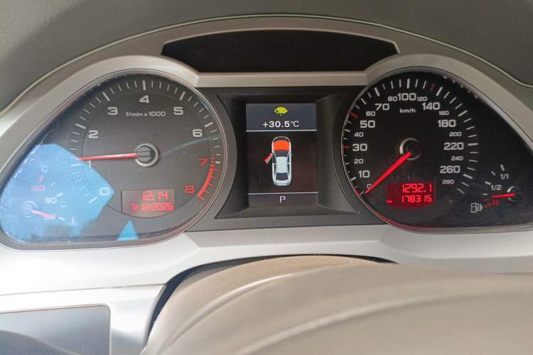 Used Audi A6L 2011 2.0 TFSI Automatic Standard Edition Instrument Cluster