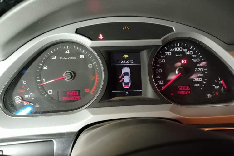 Used Audi A6L 2011 2.4L Luxury Edition Instrument Cluster