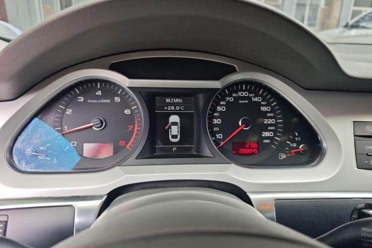 Used Audi A6L 2011 2.0 TFSI Automatic Standard Edition Instrument Cluster