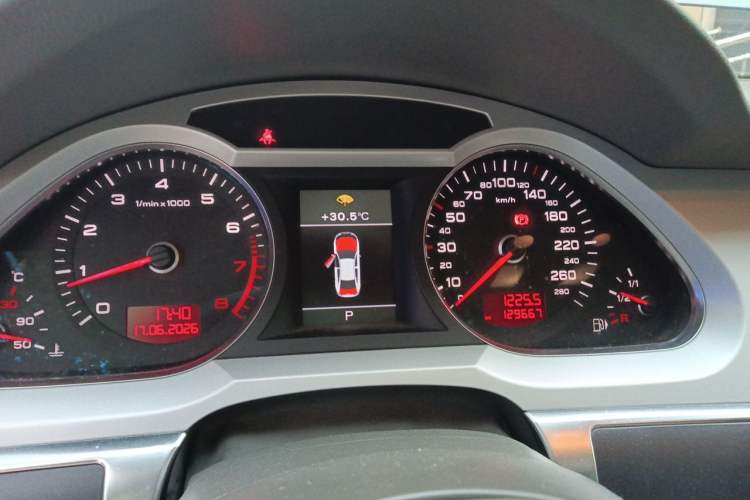 Used Audi A6L 2011 2.4L Technology Edition Instrument Cluster