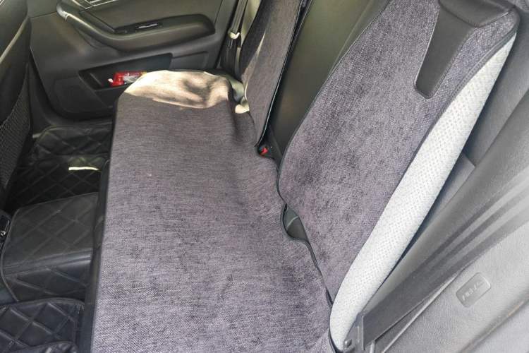 Used Audi A6L 2011 2.0 TFSI Automatic Standard Edition Left Rear Seat