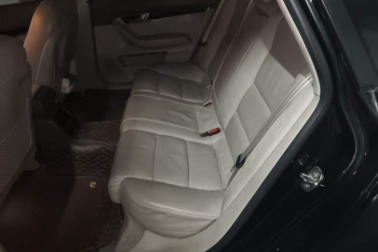 Used Audi A6L 2011 2.4L Technology Edition Left Rear Seat