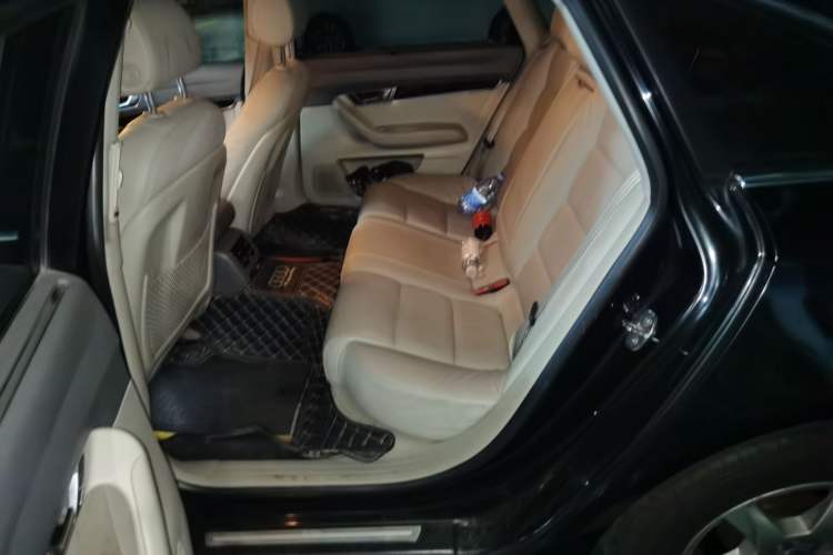 Used Audi A6L 2011 2.0 TFSI automatic Comfort trim Left Rear Seat