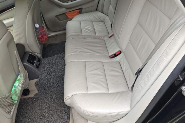 Used Audi A6L 2011 2.0 TFSI automatic Comfort trim Left Rear Seat