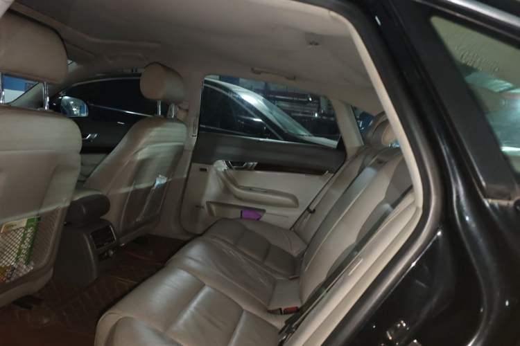 Used Audi A6L 2011 2.8 FSI quattro Luxury Model Left Rear Seat