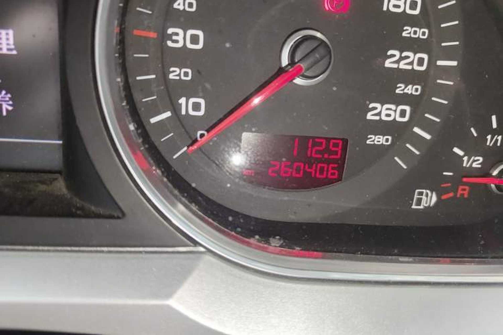 Used Audi A6L 2011 2.8 FSI Comfort Model Odometer Close Up