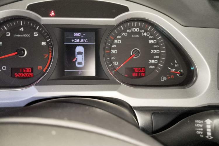 Used Audi A6L 2011 2.0 TFSI Automatic Standard Edition Odometer Close Up