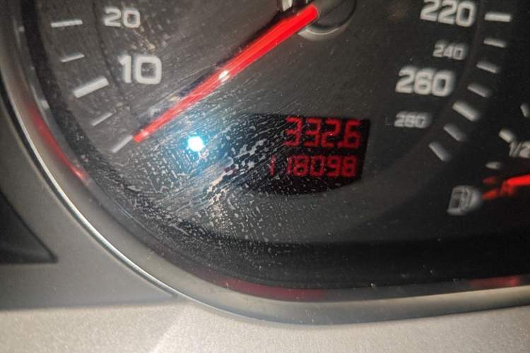Used Audi A6L 2011 2.4L Technology Edition Odometer Close Up