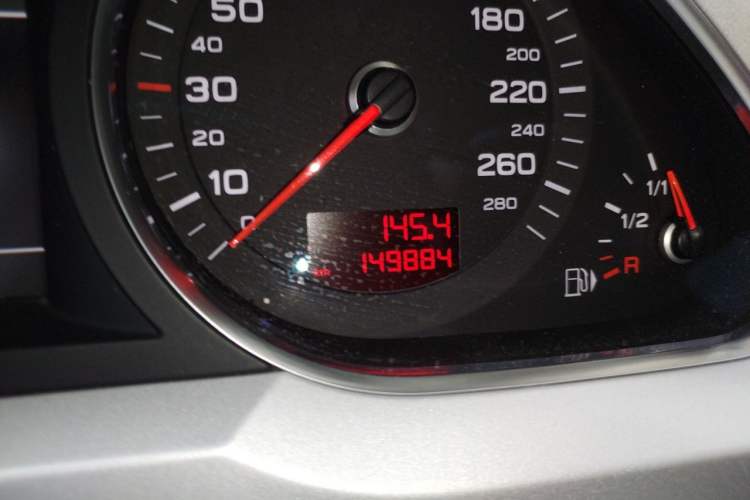 Used Audi A6L 2011 2.8 FSI Comfort Model Odometer Close Up