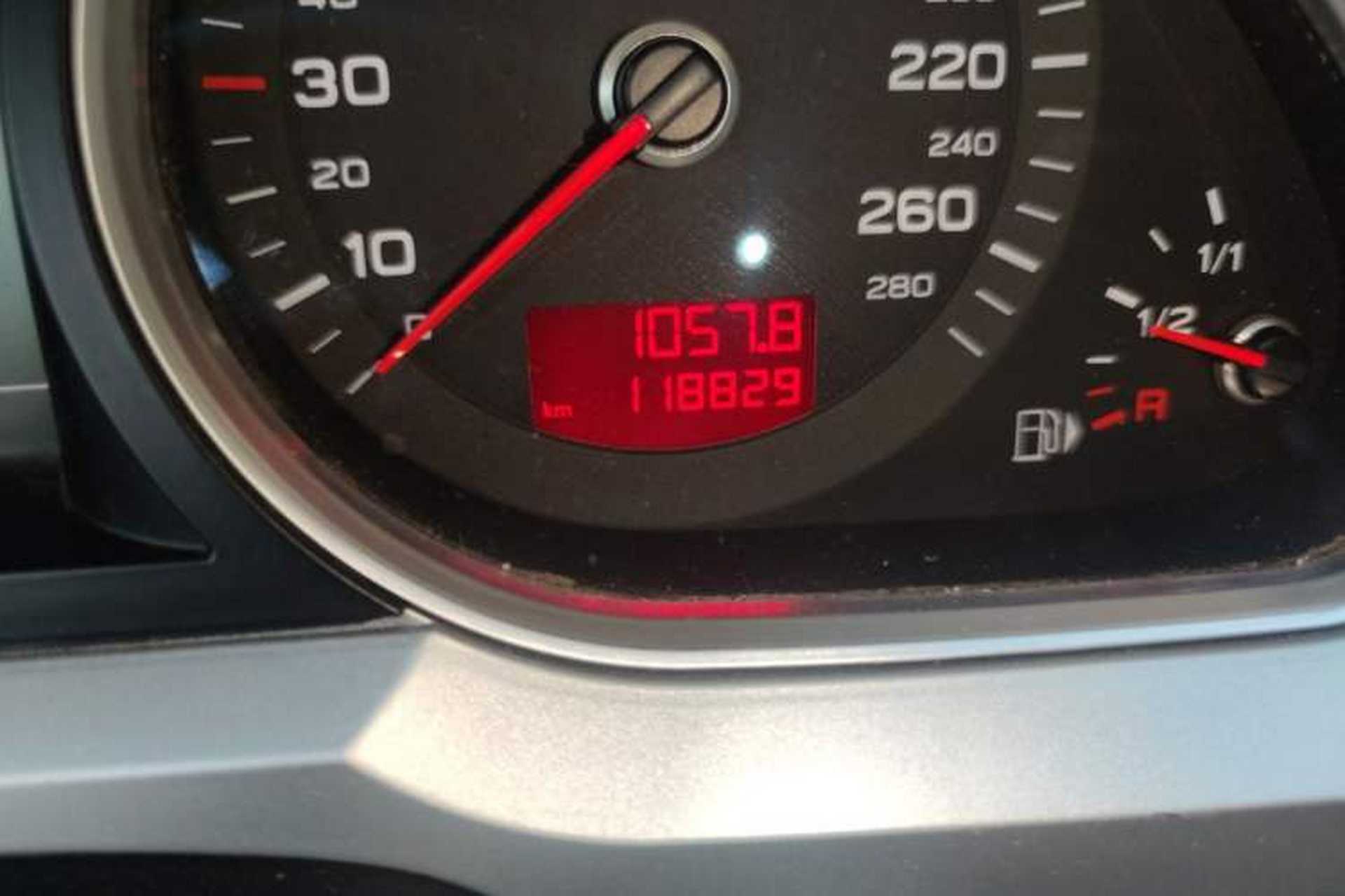 Used Audi A6L 2011 2.0 TFSI automatic Comfort trim Odometer Close Up
