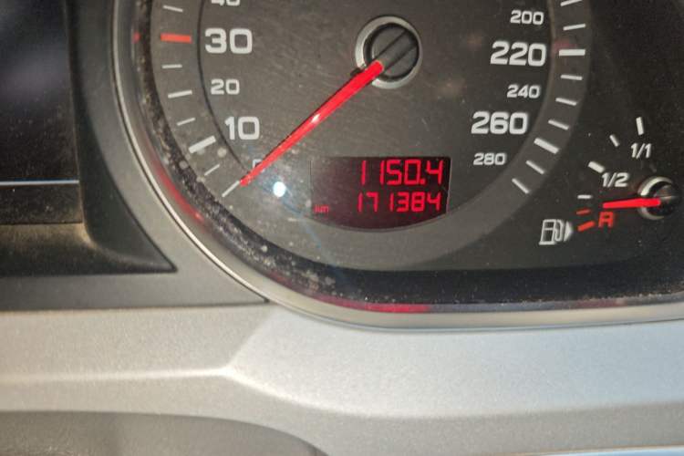 Used Audi A6L 2011 2.4L Technology Edition Odometer Close Up
