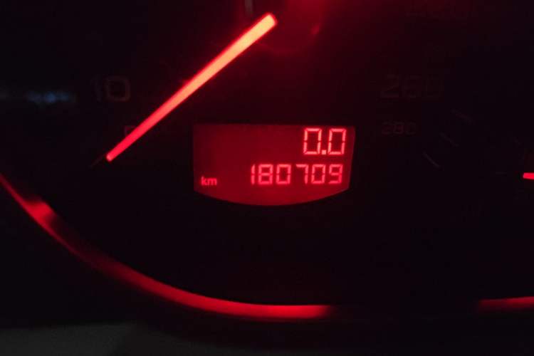 Used Audi A6L 2011 2.8 FSI Luxury Model Odometer Close Up