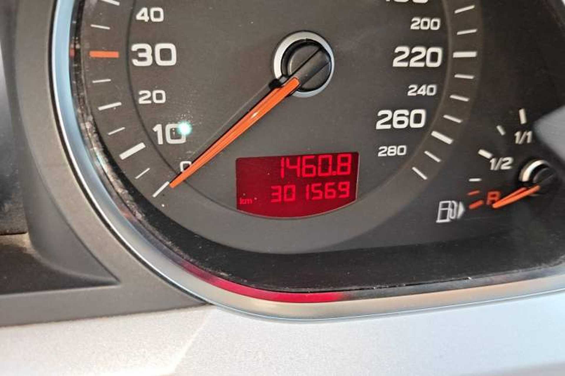Used Audi A6L 2011 2.7 TDI Comfort Model Odometer Close Up