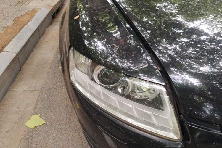 Used Audi A6L 2011 2.0 TFSI automatic Comfort trim Right Front Headlight