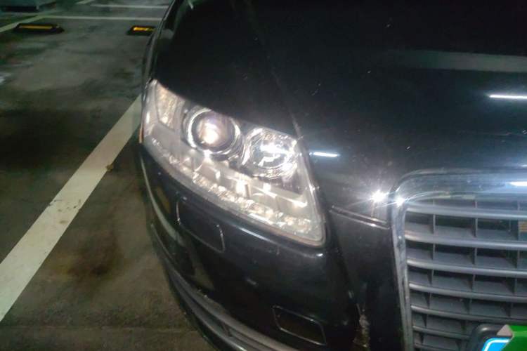 Used Audi A6L 2011 2.0 TFSI Automatic Standard Edition Right Front Headlight