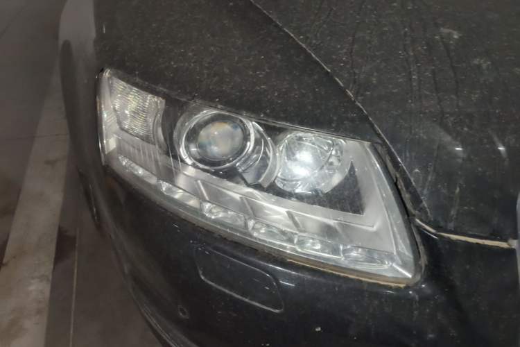Used Audi A6L 2011 2.0 TFSI Automatic Standard Edition Right Front Headlight