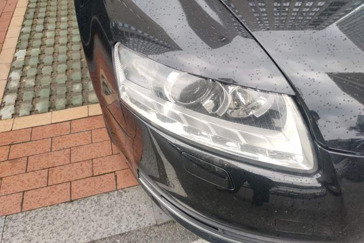 Used Audi A6L 2011 2.0 TFSI Automatic Standard Edition Right Front Headlight