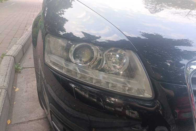 Used Audi A6L 2011 2.0 TFSI Automatic Standard Edition Right Front Headlight