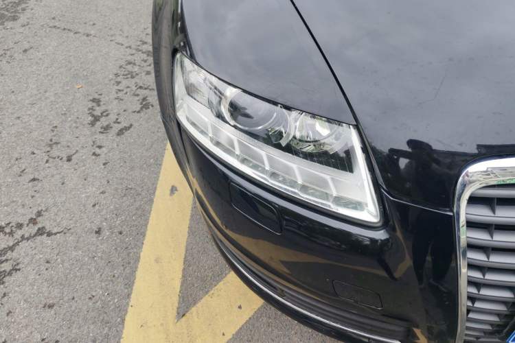 Used Audi A6L 2011 2.0 TFSI Automatic Standard Edition Right Front Headlight