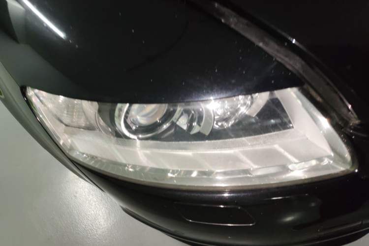 Used Audi A6L 2011 2.8 FSI Luxury Model Right Front Headlight