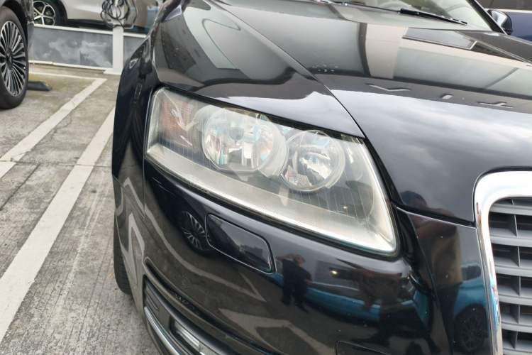 Used Audi A6L 2011 2.0 TFSI Automatic Standard Edition Right Front Headlight