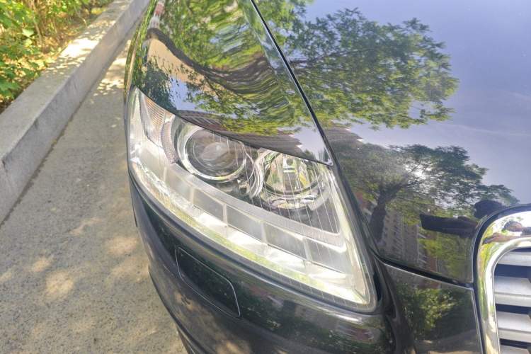 Used Audi A6L 2011 2.0 TFSI Automatic Standard Edition Right Front Headlight