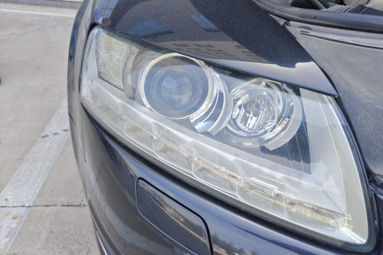 Used Audi A6L 2011 2.8 FSI Comfort Model Right Front Headlight