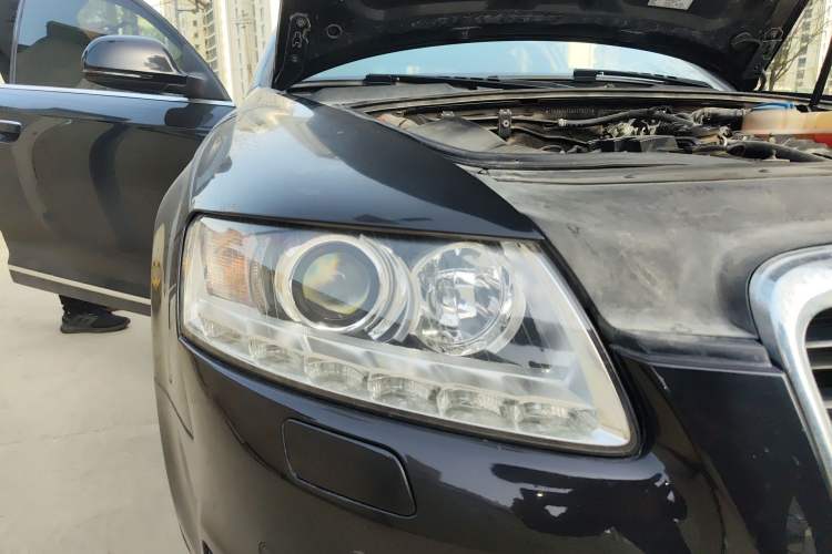 Used Audi A6L 2011 2.0 TFSI Automatic Standard Edition Right Front Headlight