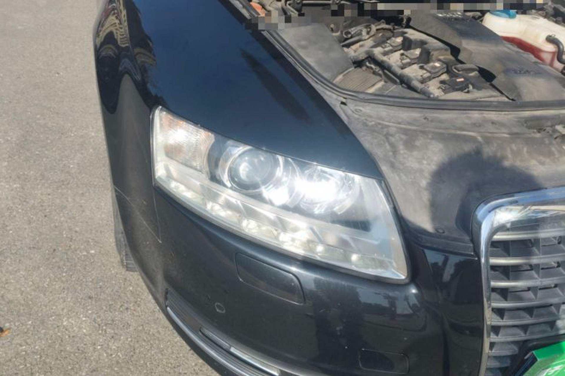 Used Audi A6L 2011 2.0 TFSI Automatic Standard Edition Right Front Headlight