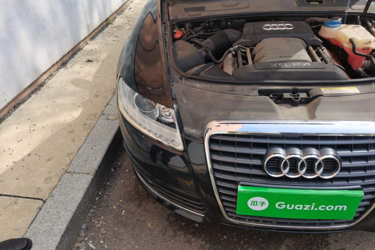 Used Audi A6L 2011 2.4L Comfort Edition Right Front Headlight
