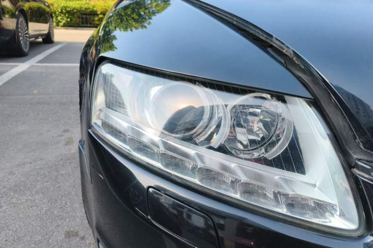 Used Audi A6L 2011 2.0 TFSI Automatic Standard Edition Right Front Headlight