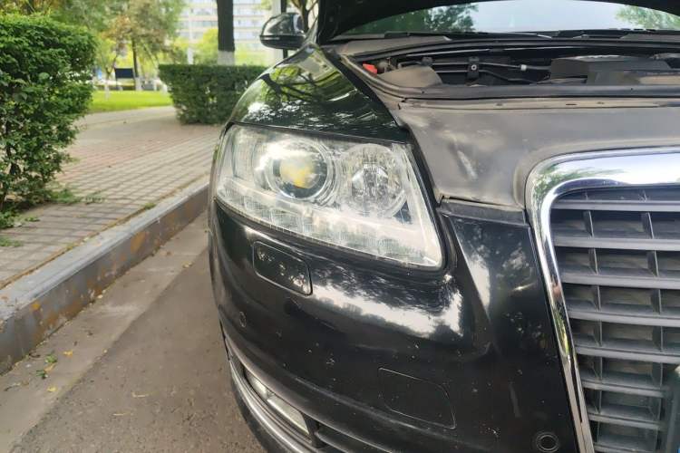 Used Audi A6L 2011 2.0 TFSI Automatic Standard Edition Right Front Headlight