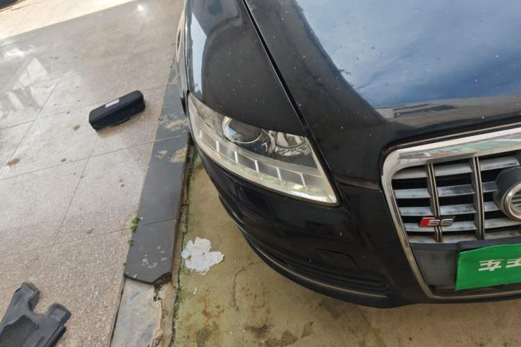 Used Audi A6L 2011 2.0 TFSI Automatic Standard Edition Right Front Headlight