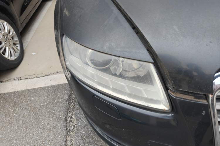 Used Audi A6L 2011 2.0 TFSI Automatic Standard Edition Right Front Headlight