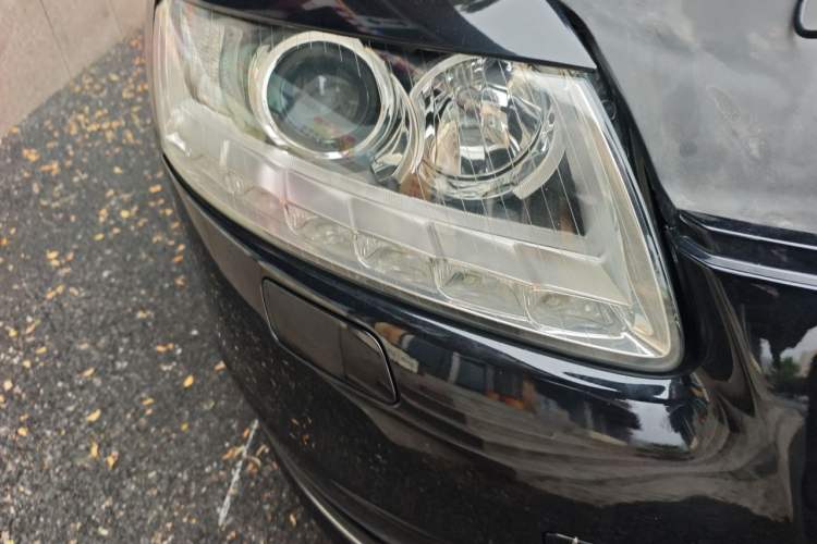 Used Audi A6L 2011 2.0 TFSI automatic Comfort trim Right Front Headlight